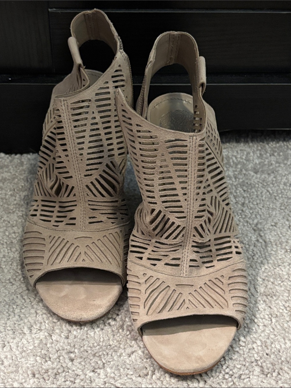 Vince Camuto Taupe Laser-Cut Peep-Toe Ankle Booties 7.5